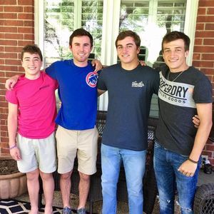 Meet your Posher, Carter